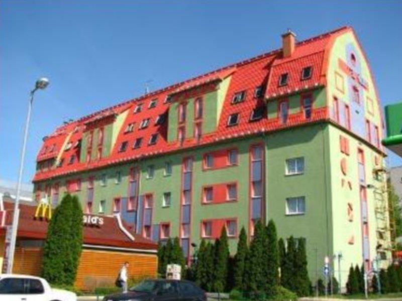 Hotel Polus Budapest Exterior foto